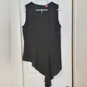 Women's Vince Camuto sleeveless asymmetrical blouse, size Medium M